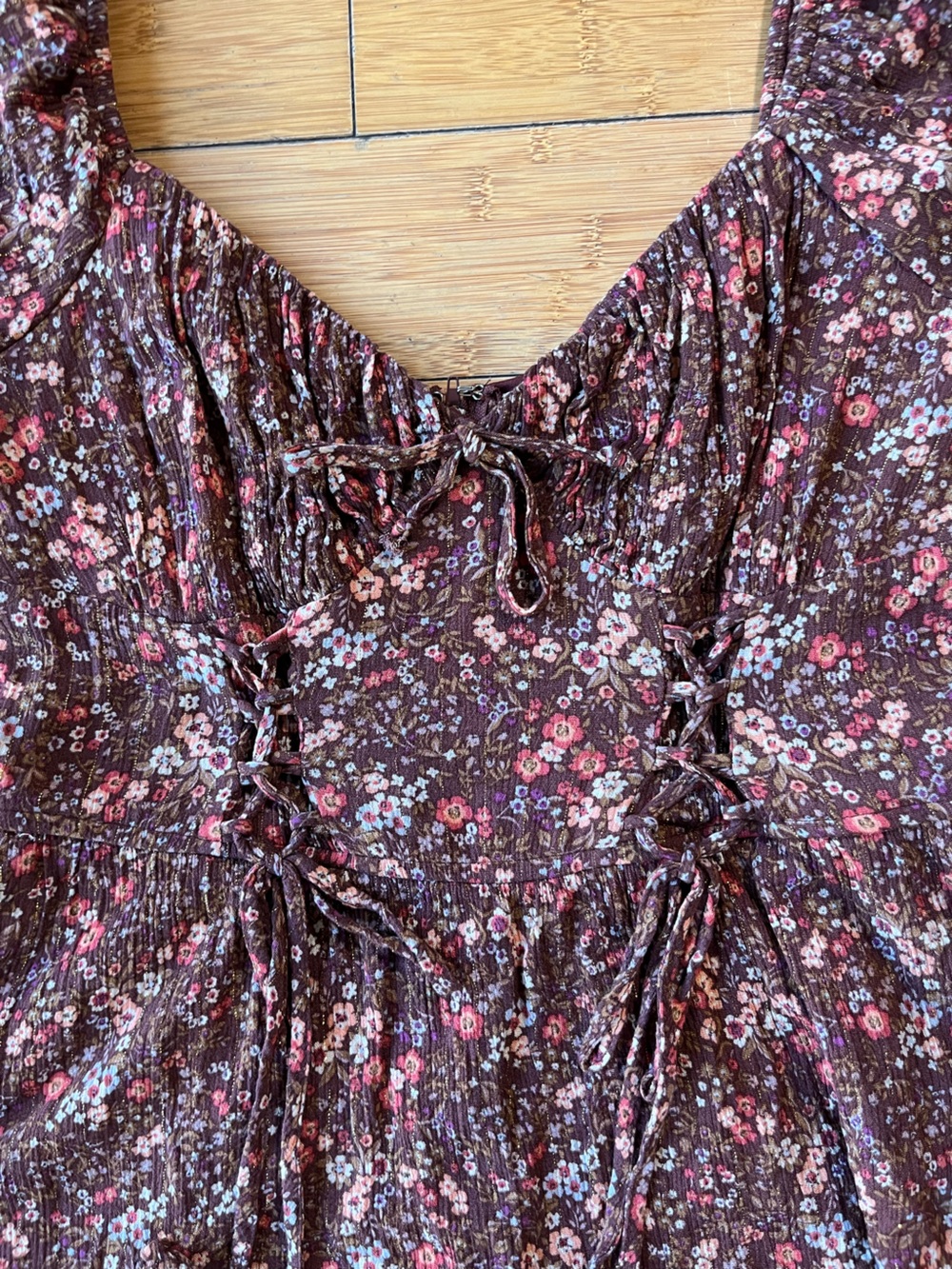 Francesca's Collections Floral Boho Burgundy Romper with Corset Style Ties - Picture 3 of 13